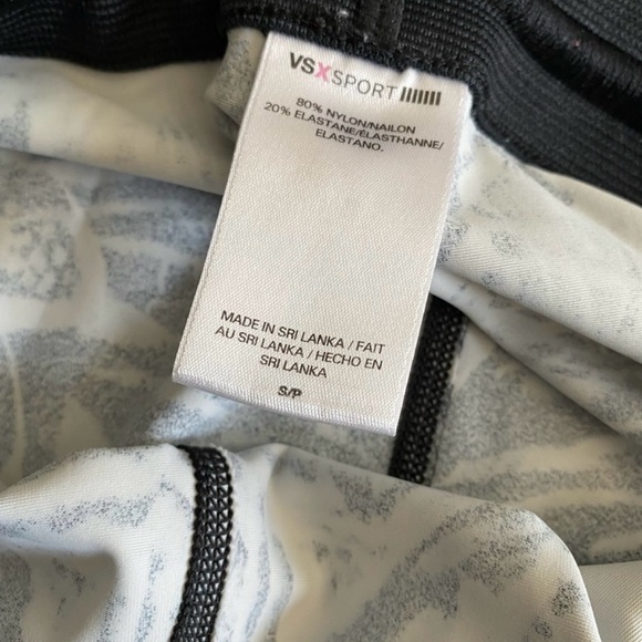 VS *Rare* Limited Edition Show-Off Tight / Leggings Angel Wings S - Picture 9 of 10